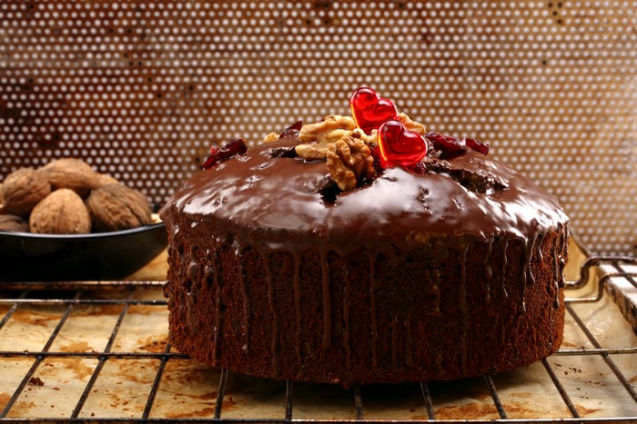 Chocolate cake with walnuts and cranberries