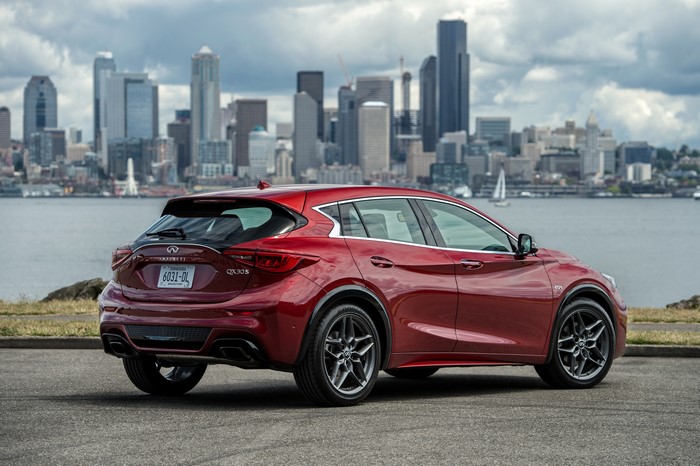2017 Infiniti QX30S 2.0t wine color back view