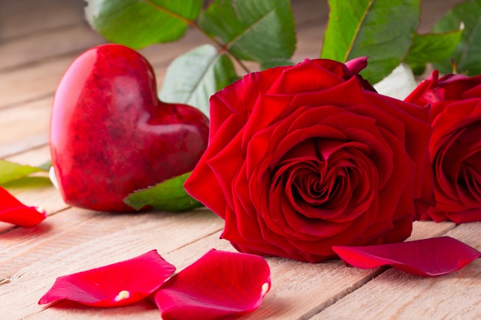 Red Roses and Heart on Wood Planks