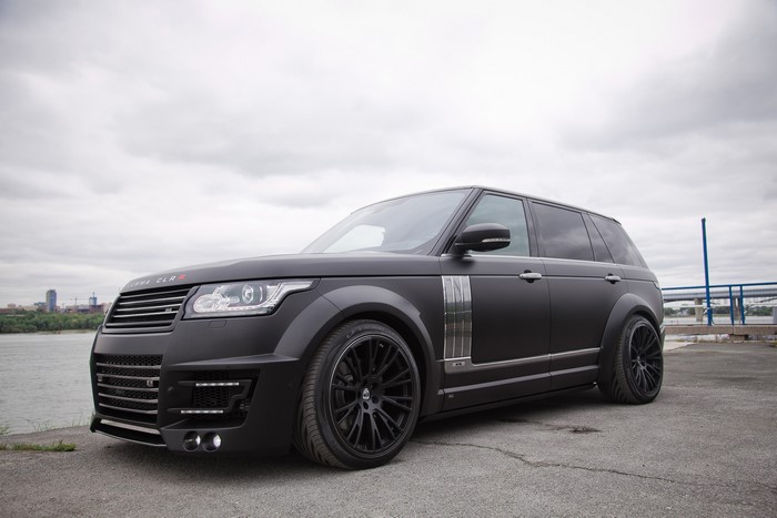 Matte Black Lumma Design Range Rover CLR R LWB