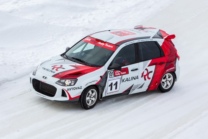 4K Lada Kalina RC rally car on snow
