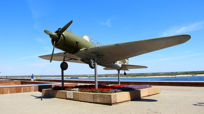 SU-2 (BB-1) Airplane Monument in Volgograd, Russia