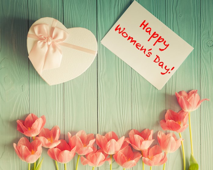 Happy Women's Day gift with pink tulips