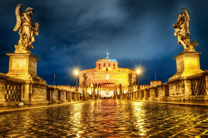Castel Sant'Angelo and Ponte Sant'Angelo at night