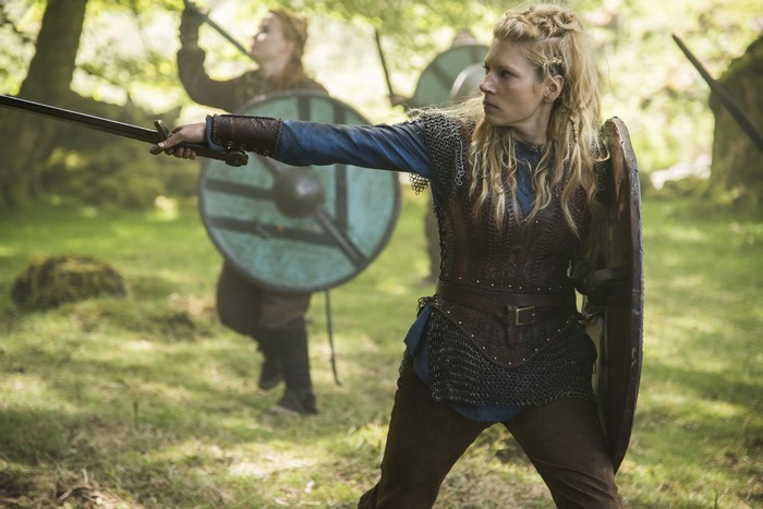 Lagertha from Vikings in battle