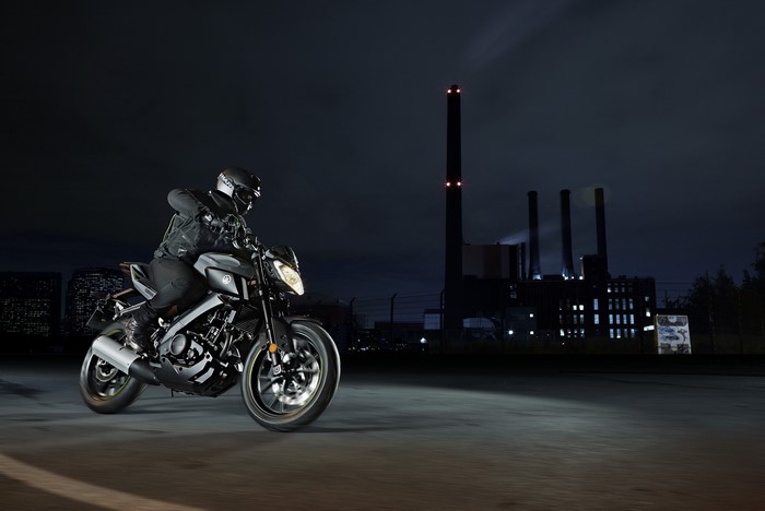 2016-17 Yamaha MT-125 Motorcyclist at Night