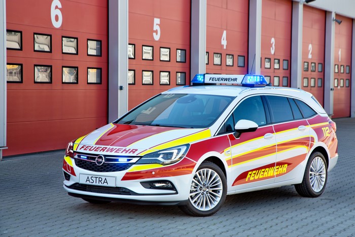 2016 Opel Astra Sports Tourer Feuerwehr