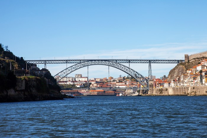 Dom Luís I Bridge over the Douro River in Porto, Portugal
