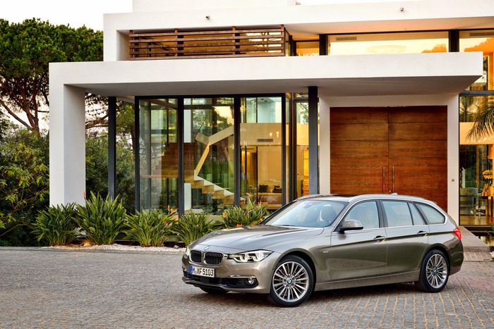 BMW 330d F31 Touring Estate Car