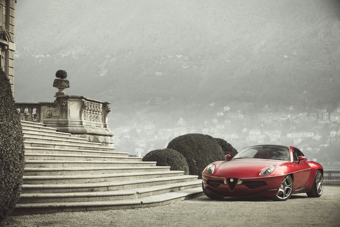 4K Red Alfa Romeo 2013 Disco Volante Touring