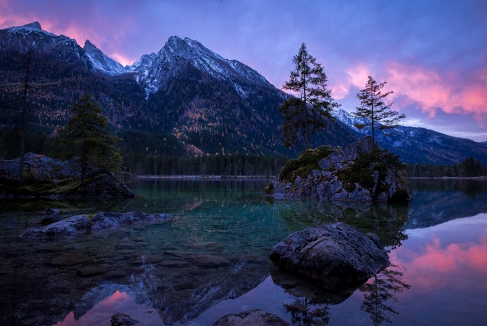 4K Evening Scenery of Mountains and Lake in Bavaria