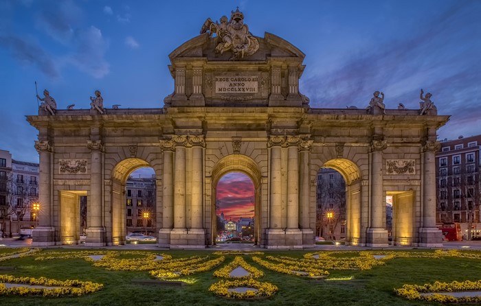 4K Puerta de Alcala Madrid Spain Evening