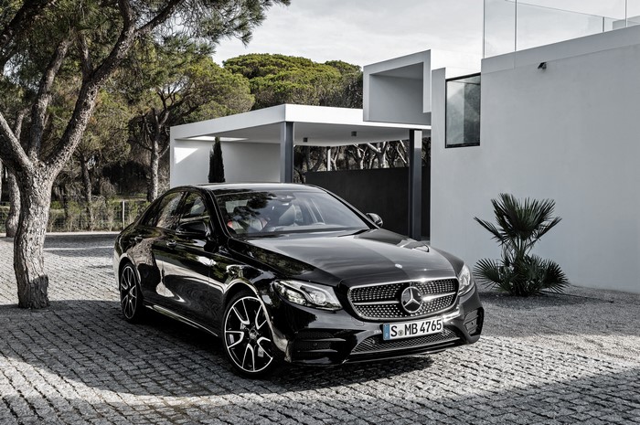 4K Mercedes-Benz E-Class W213 AMG Black Metallic