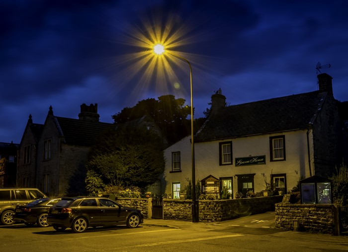 Street lights at night in Leyburn, England