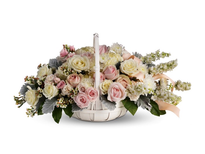 Flower basket with roses and matthiola