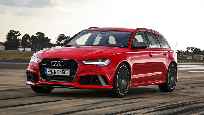 Red Audi RS 6 Avant Estate Car in Motion