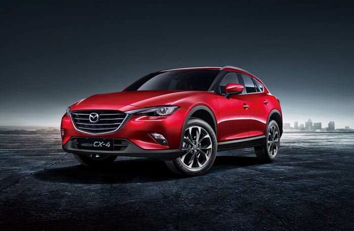 Red Mazda CX-4 2016