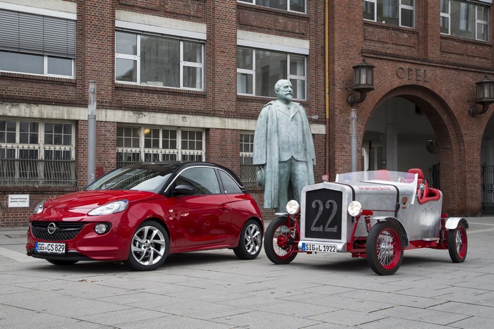 Opel Adam-Loryc Electric Speedster and modern Opel Adam