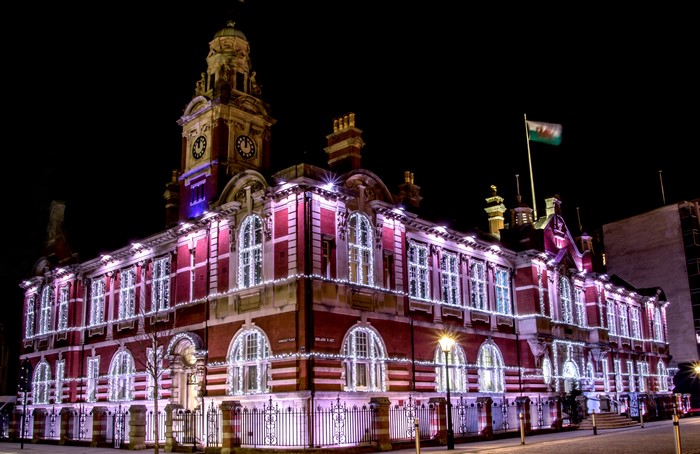 Morgans Hotel Swansea at Night with Fairy Lights