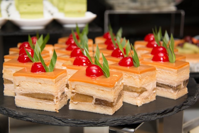 Sweets: Little cakes with cherries