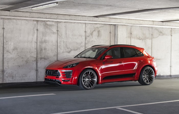 Red 2016 Prior-Design Macan PD600M Widebody