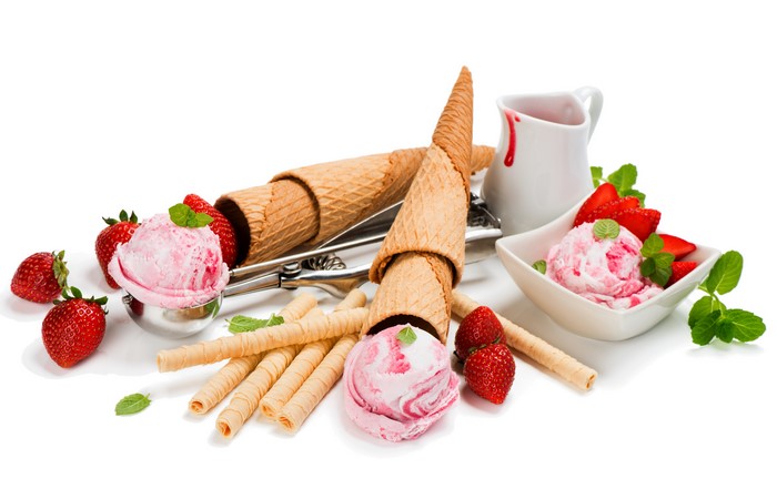 Strawberry Ice Cream Cones and Strawberries
