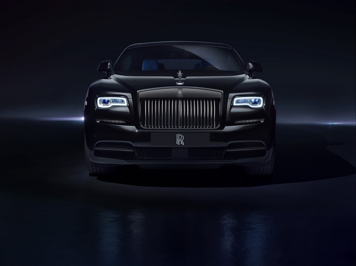 Black Rolls-Royce Wraith Coupe Front View
