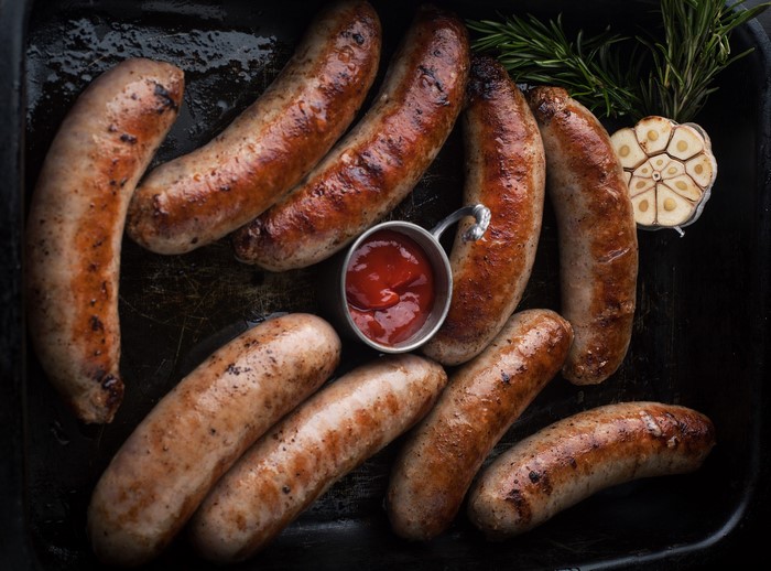 Sausages with Ketchup and Garlic