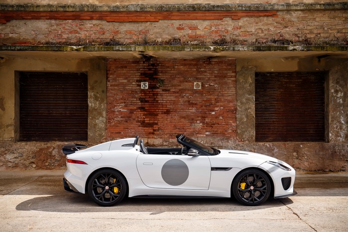 White Jaguar F-Type 2014 Project 7 Roadster