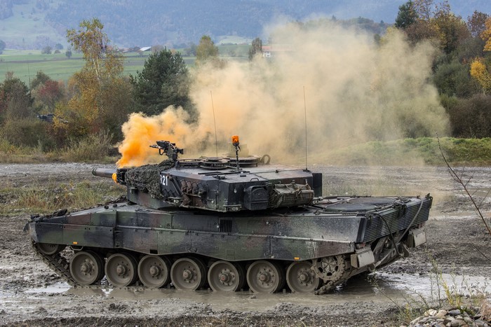Leopard 2 Tank with Orange Smoke