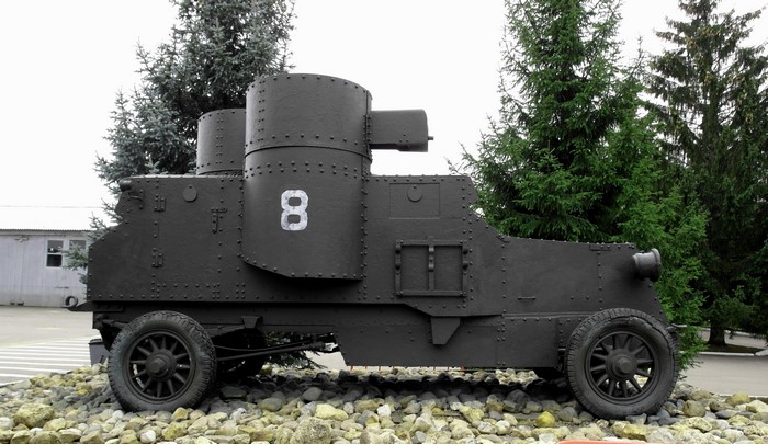 Austin Armoured Car with number 8