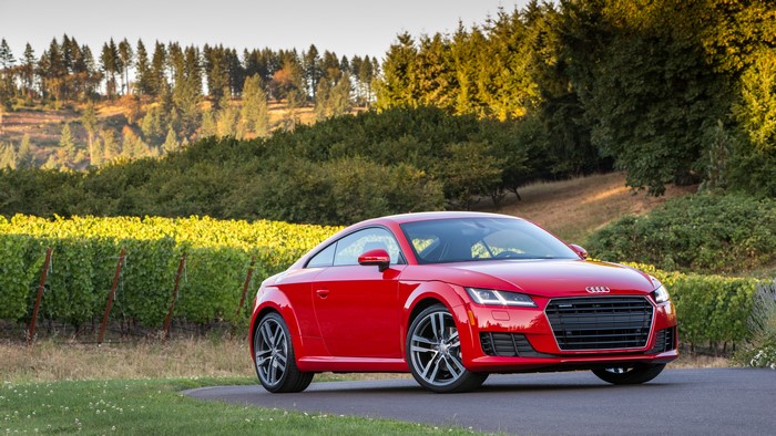 Red Audi TT Coupe quattro TFSI US-spec 2015