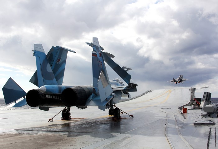 4K Su-33 fighter jets on Admiral Kuznetsov aircraft carrier