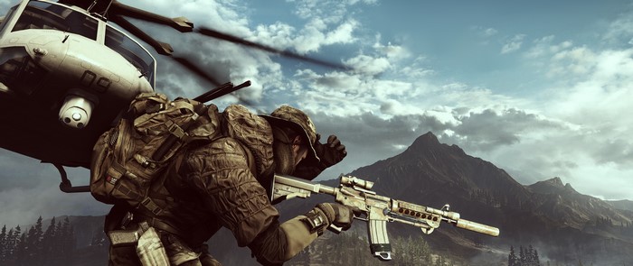 Soldier with Assault Rifle near Helicopter in Battlefield 4