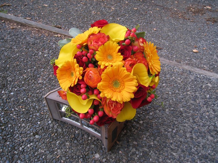 Bouquet of Roses, Gerberas, and Berries