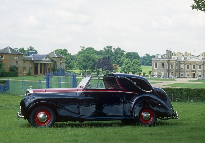 1949 Bentley Mark VI Sedanca Coupe by Gurney Nutting