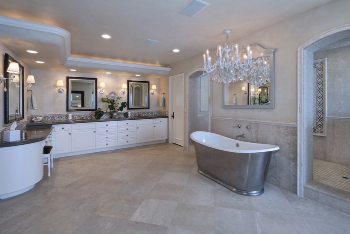 Luxury Bathroom Interior Design with Chandelier