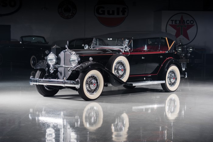 4K 1932 Packard Deluxe Eight Phaeton