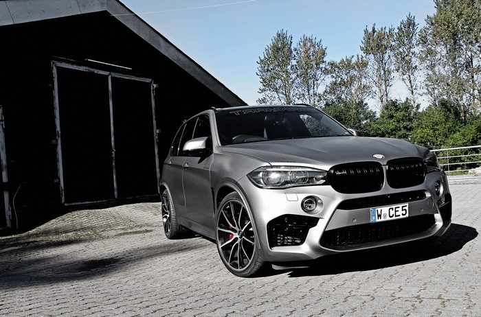 BMW F15 Grey Crossover
