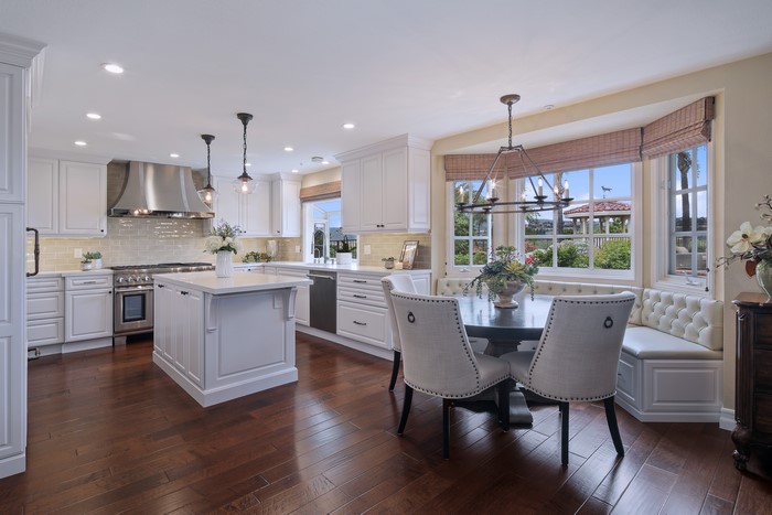 Kitchen Interior Design with Chandelier and Dining Set
