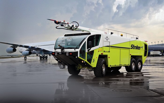 Oshkosh Striker 3000 fire engine at airport