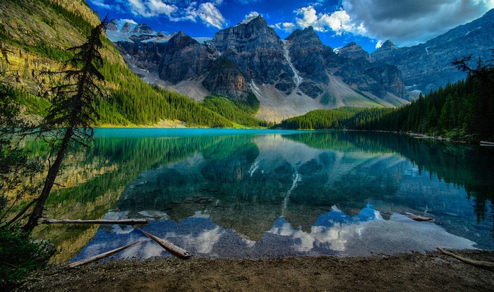 Moraine Lake and Mountains in Banff National Park, Canada