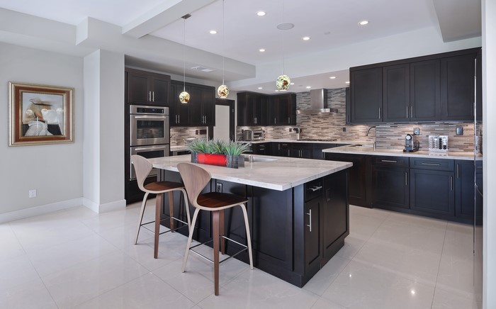 Modern Kitchen with Island and Dark Cabinets