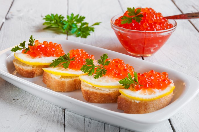 Caviar and Lemon Canapés with Parsley