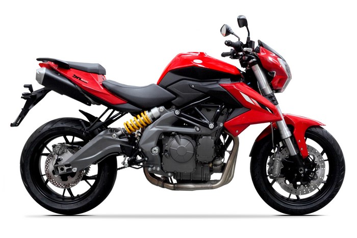2014-16 Benelli BN 600 R motorcycle