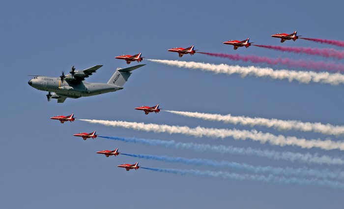 Airbus A400M Atlas with Red Arrows