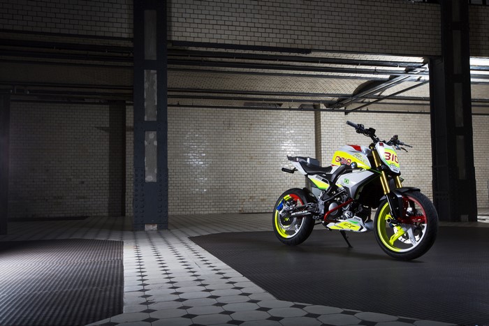 4K 2015 BMW Concept Stunt G 310 Motorcycle