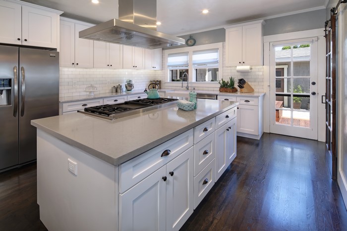 Modern Kitchen with Island and Stainless Steel Appliances