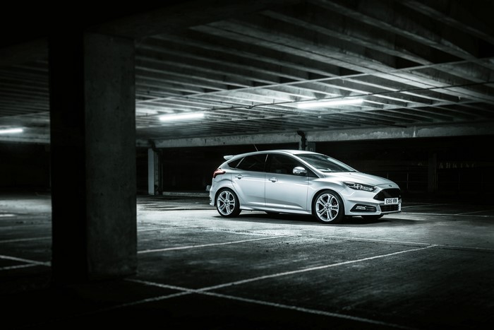 Ford Focus 2015 in a parking garage