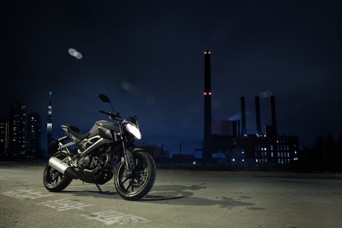 2016-17 Yamaha MT-125 Motorcycle at Night